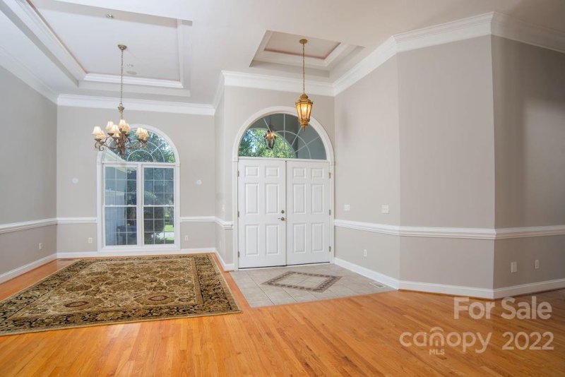 Property image 5 at 8216 Mabe Drive, Charlotte, NC 28216