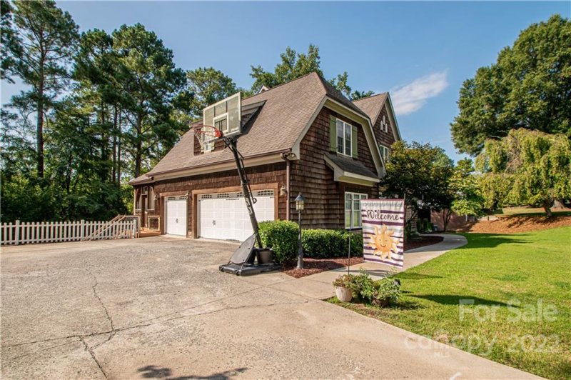 Property image 2 at 285 Sunnyside Drive, Concord, NC 28025