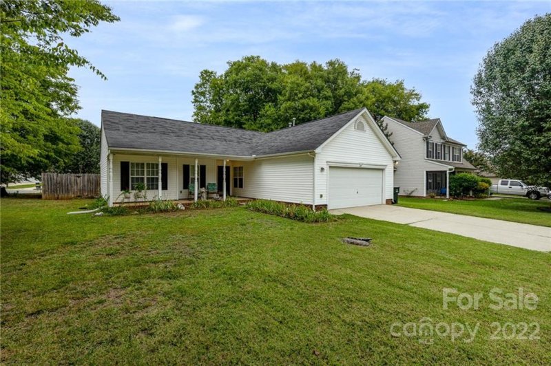 Property image 2 at 5051 Wheat Drive, Concord, NC 28027