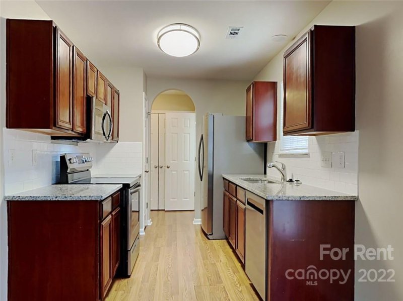 Property image 4 at 1132 Vistalite Lane, Dallas, NC 28034