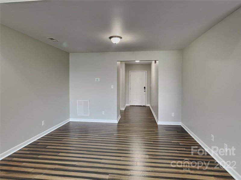 Property image 3 at 3215 Richway Court, Charlotte, NC 28216