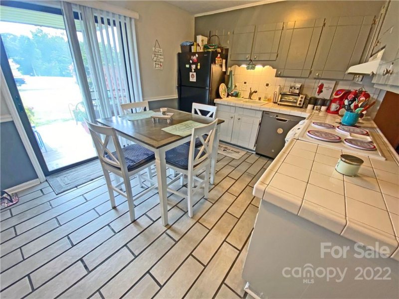 Property image 4 at 119 23rd Street, Hickory, NC 28601