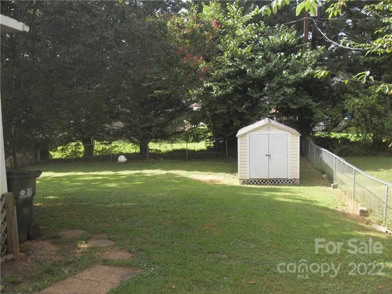 Property image 5 at 1143 Milan Road, Charlotte, NC 28216