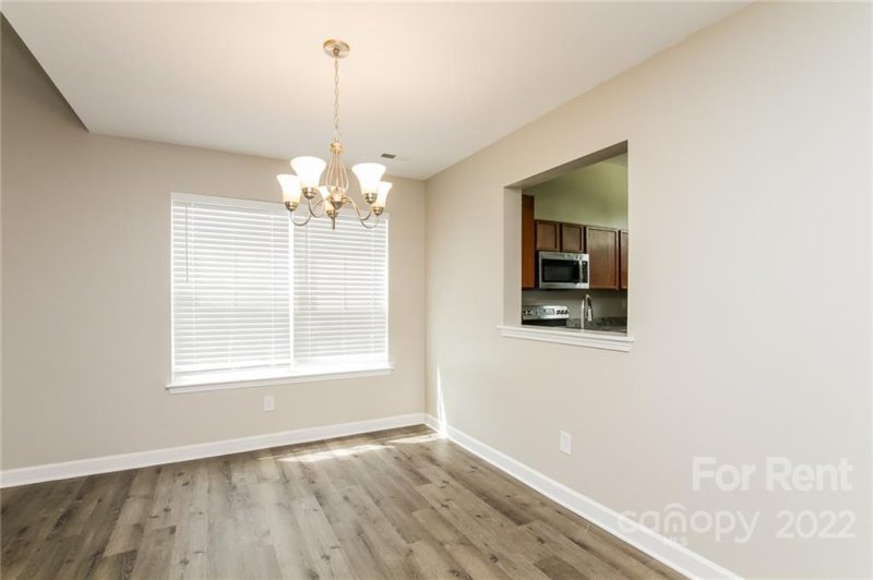 Property image 4 at 2400 Summer Meadow Court, Charlotte, NC 28216
