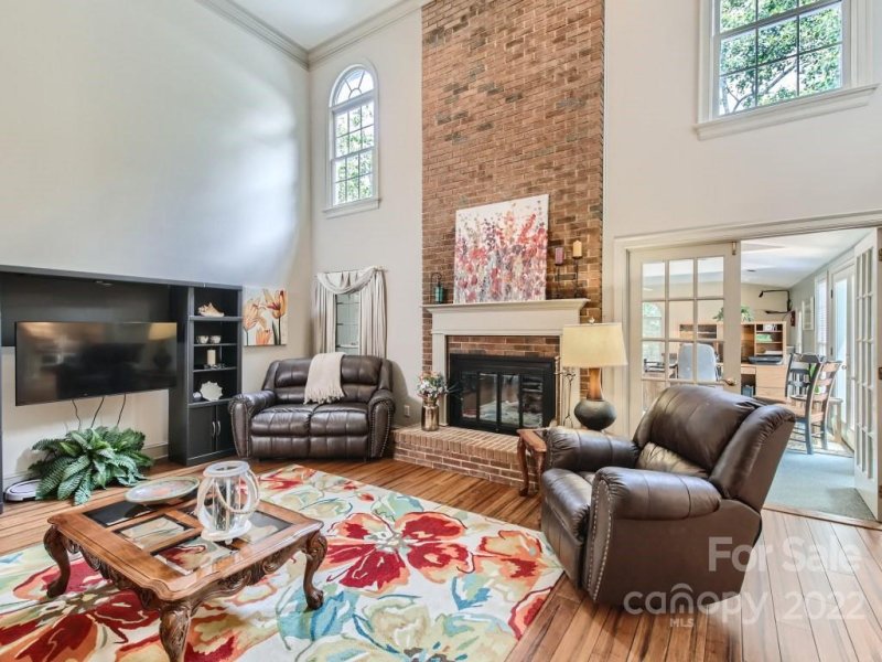 Property image 4 at 10400 Takeridge Court, Charlotte, NC 28277