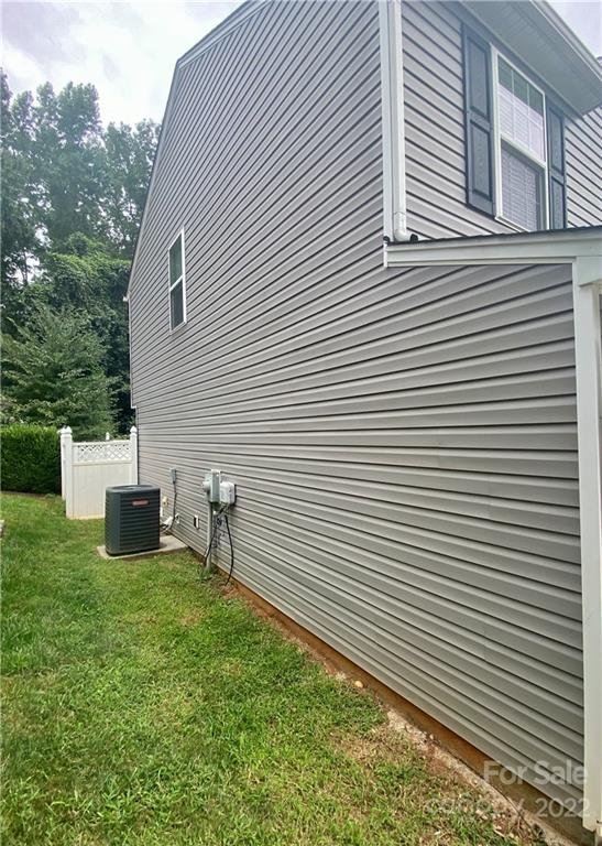 Property image 3 at 1225 Allegiance Drive, Charlotte, NC 28217