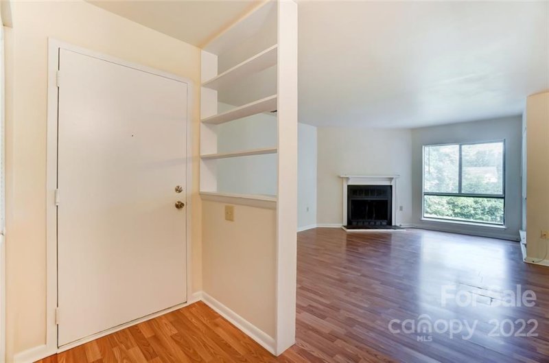 Property image 2 at 4823 Spring Lake Drive, Charlotte, NC 28212