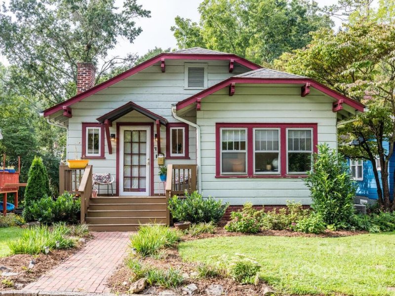Property image 2 at 7 Coleman Avenue, Asheville, NC 28801