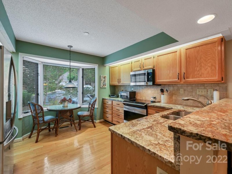 Property image 5 at 134 Beaver Ridge Road, Asheville, NC 28804