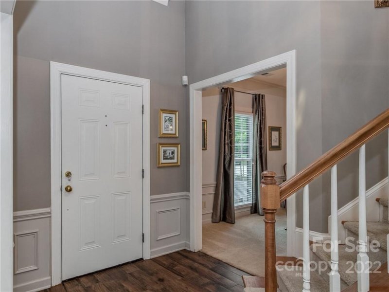 Property image 4 at 10427 Pullengreen Drive, Charlotte, NC 28277