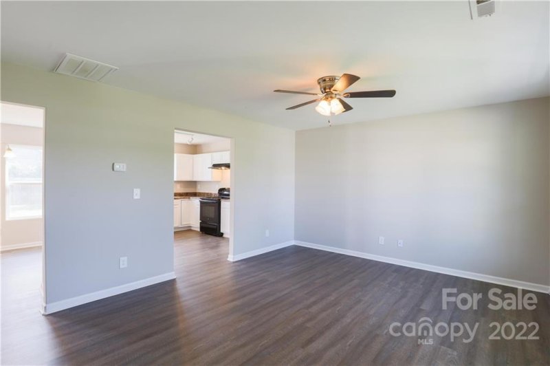 Property image 3 at 127 Lauren Lane, Lincolnton, NC 28092