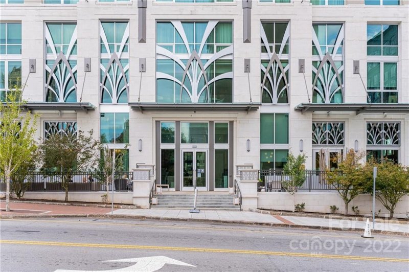 Property image 3 at 7 Patton Avenue, Asheville, NC 28801