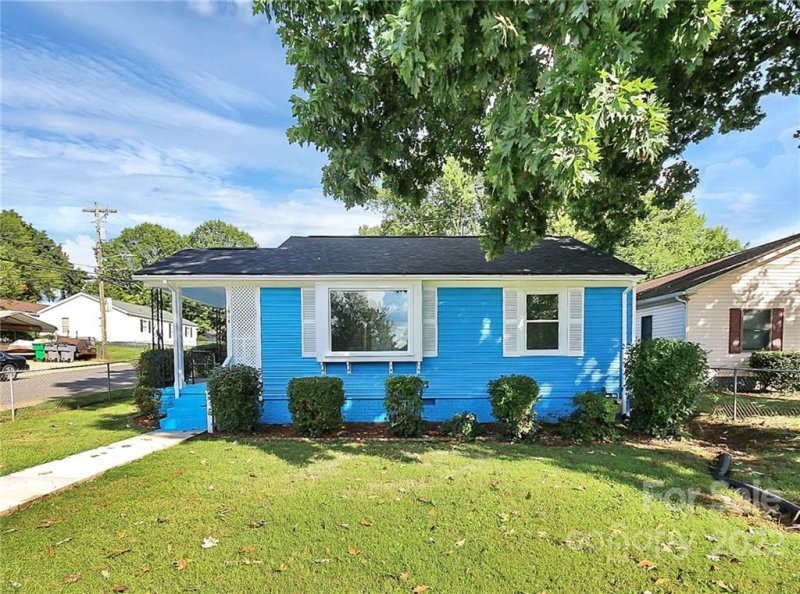 1914 Double Oaks Road