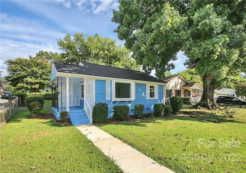 Property image 4 at 1914 Double Oaks Road, Charlotte, NC 28206