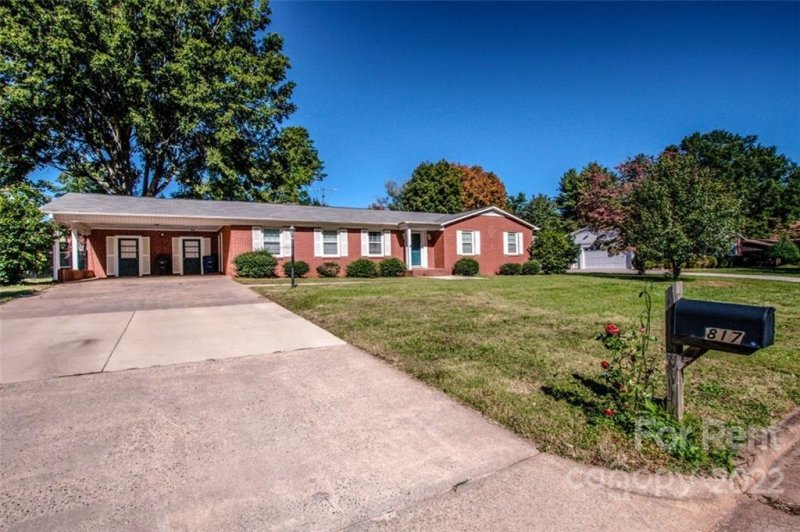 Property image 5 at 817 Woods Drive, Statesville, NC 28677