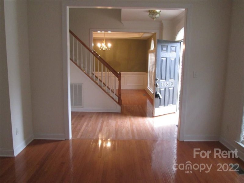 Property image 2 at 10513 Sutherby Drive, Charlotte, NC 28277