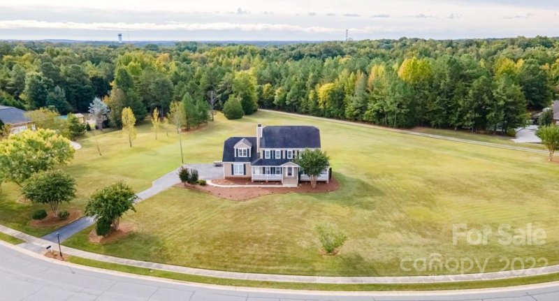 Property image 3 at 8010 Silver Maple Lane, Mint Hill, NC 28227