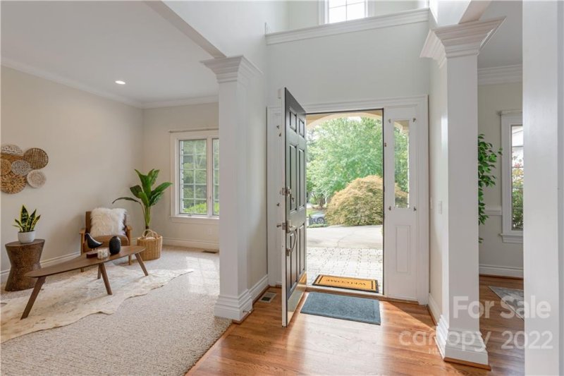 Property image 3 at 9 Clovelly Way, Asheville, NC 28803