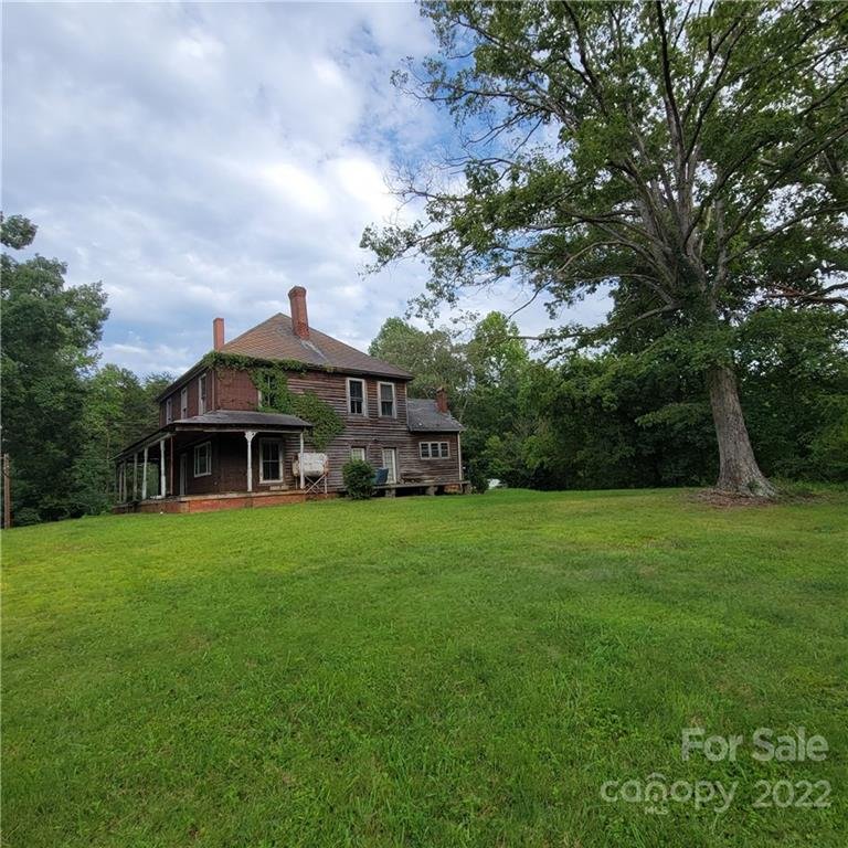 Property image 4 at 206 Shelby Street, Hickory, NC 28601