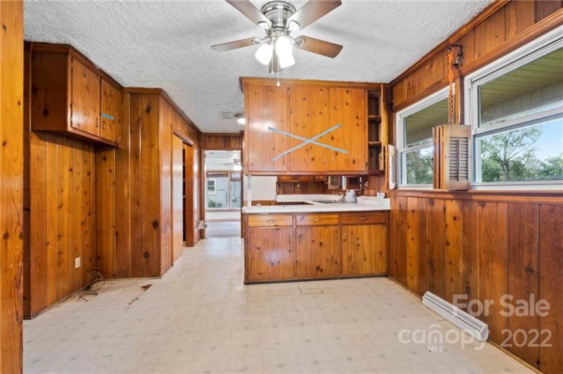 Property image 5 at 1526 Lisbon Lane, Charlotte, NC 28269