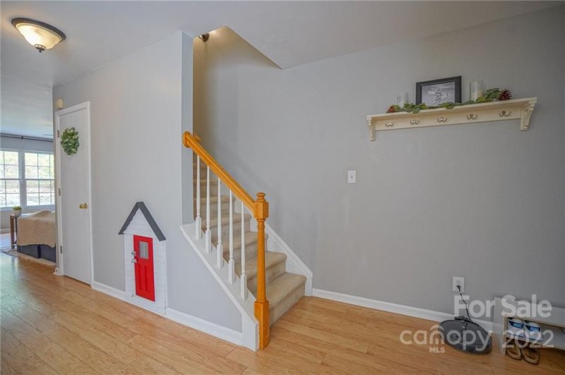 Property image 3 at 3902 Cameron Run Lane, Matthews, NC 28105