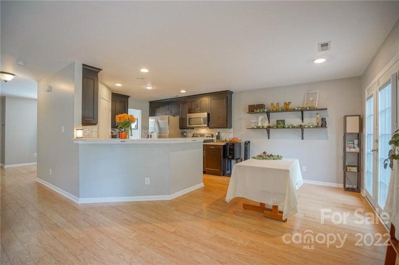 Property image 4 at 3902 Cameron Run Lane, Matthews, NC 28105