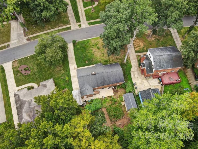 Property image 5 at 4701 Dawnwood Drive, Charlotte, NC 28212