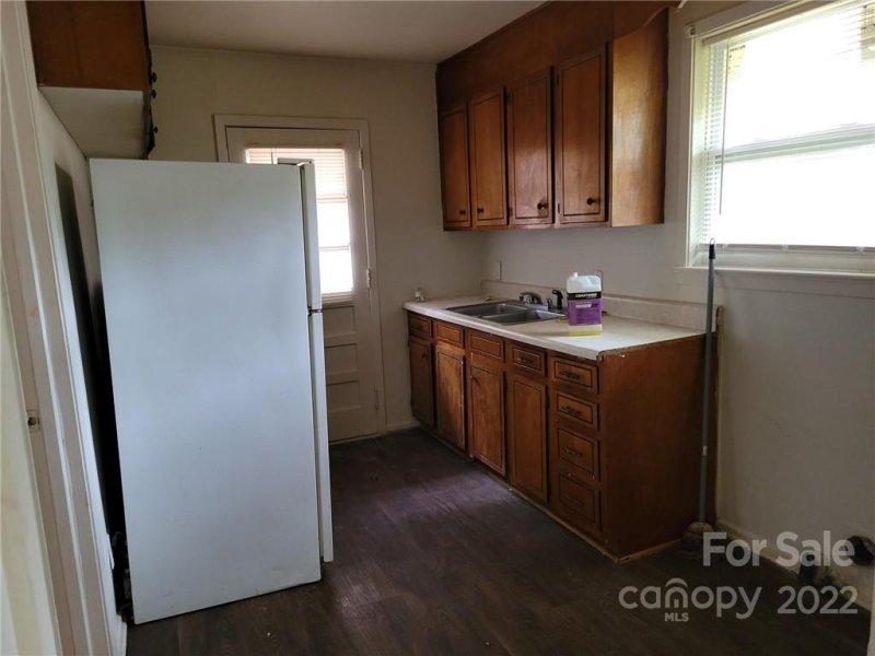 Property image 4 at 3103 Minnesota Road, Charlotte, NC 28208