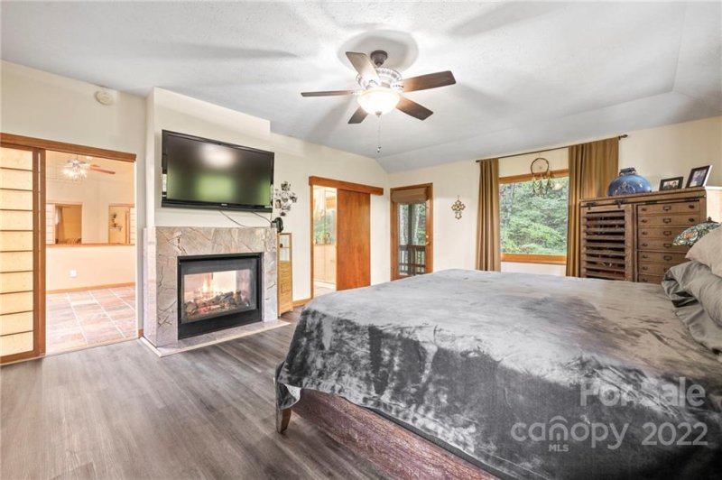 450 Brannon Forest Drive