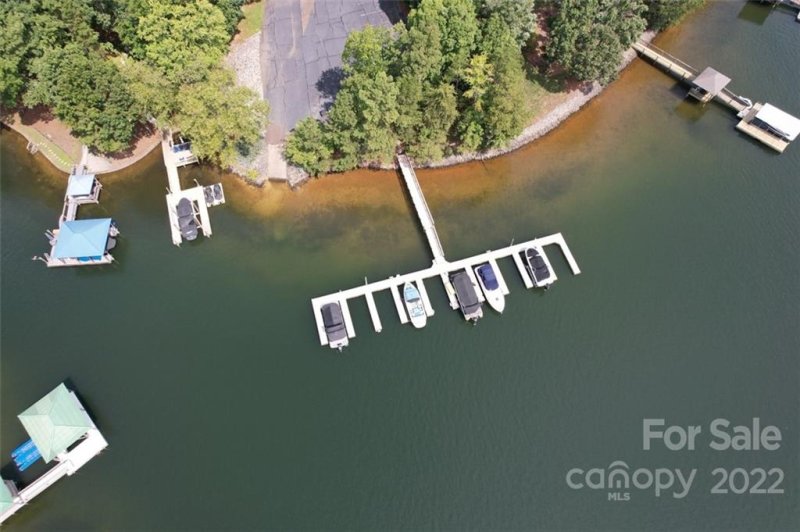 Property image 5 at 15 Westbay Road, Denver, NC 28037