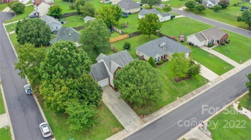 Property image 3 at 4679 Falcon Chase Drive, Concord, NC 28027