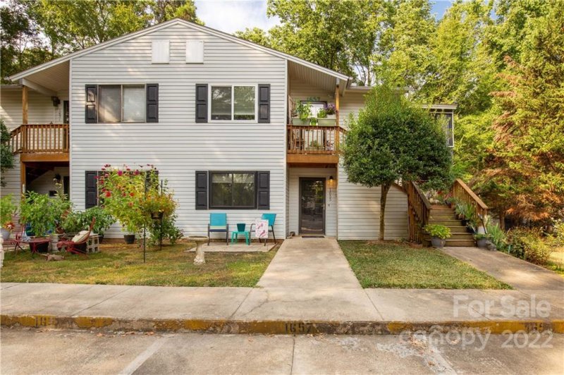 Property image 2 at 1655 Hunters Trail, Rock Hill, SC 29732