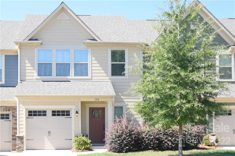 226 Scenic View Lane