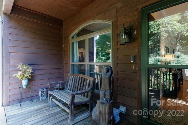 Property image 2 at 30 Lower Tanglewood Road, Lake Toxaway, NC 28747