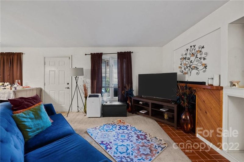 Property image 5 at 1832 J Julian Lane, Charlotte, NC 28208