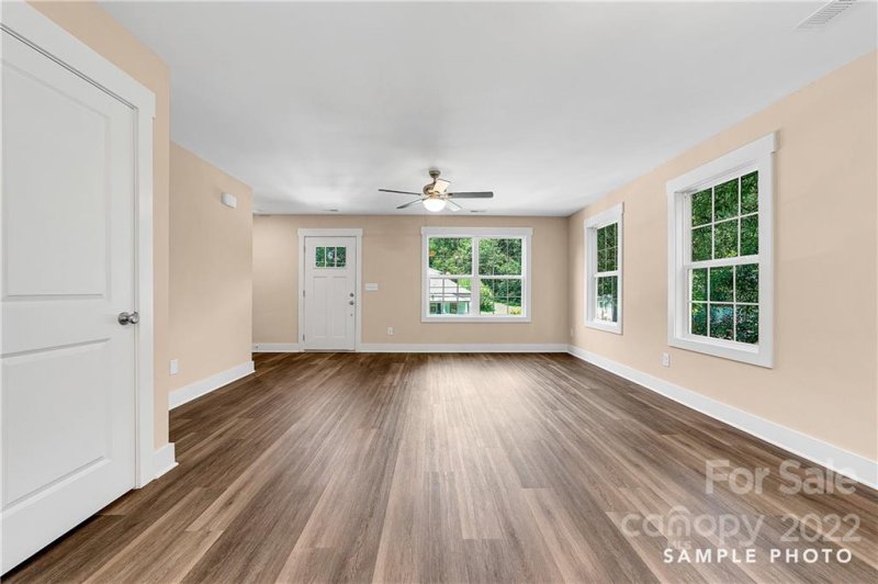 Property image 4 at 2661 N Ashe Avenue, Newton, NC 28658