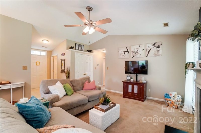 Property image 5 at 2941 Hawick Commons Drive, Concord, NC 28027