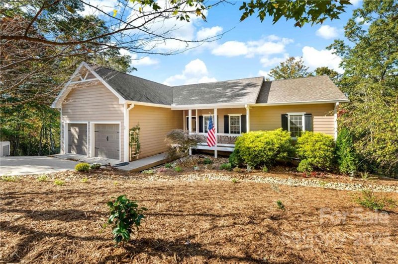 Property image 3 at 54 Bald Eagle Lane, Marion, NC 28752