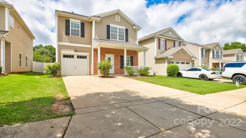 Property image 3 at 1111 Willow Wind Drive, Gastonia, NC 28054