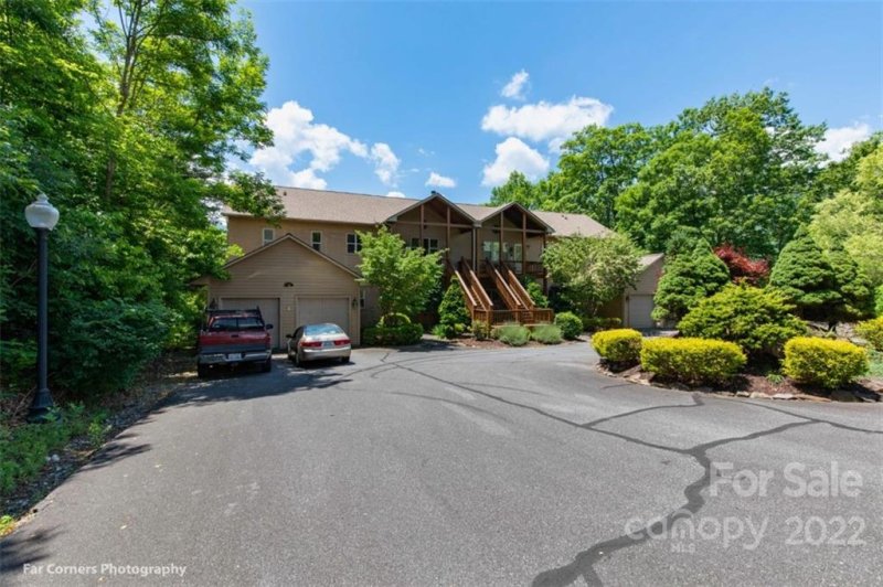 Property image 3 at 160 White Oak Pointe, Whittier, NC 28789