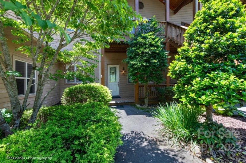 Property image 4 at 160 White Oak Pointe, Whittier, NC 28789