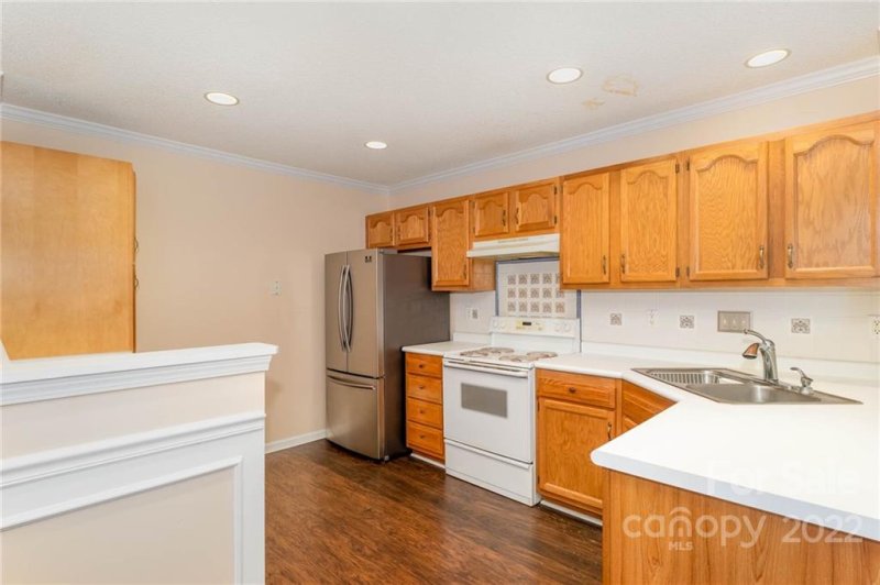 Property image 5 at 8235 Southgate Commons Drive, Charlotte, NC 28277