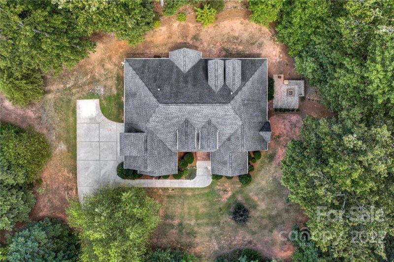 Property image 5 at 301 Brigadier Drive, Clover, SC 29710