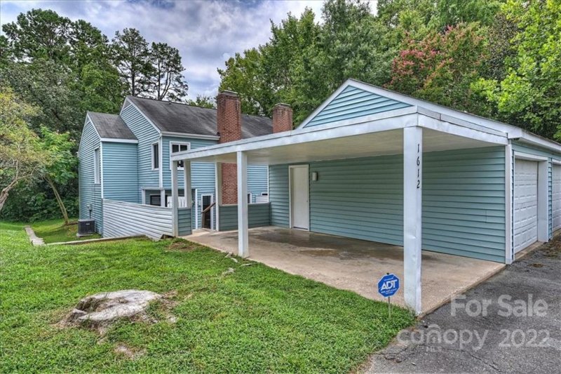 Property image 5 at 1612 Renard Ridge Road, Charlotte, NC 28212