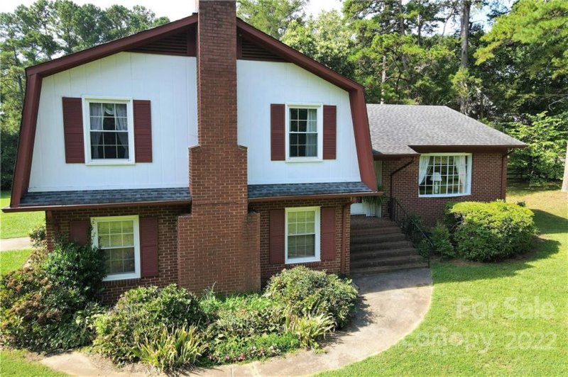 Property image 3 at 13538 Capriole Lane, Matthews, NC 28105