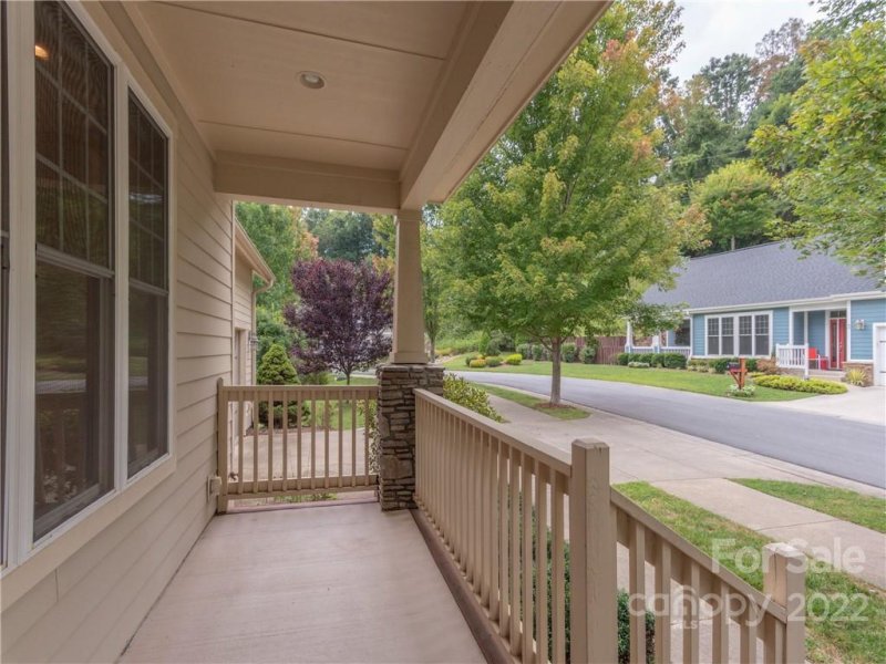 Property image 3 at 41 Pinebrook Club Drive, Asheville, NC 28804