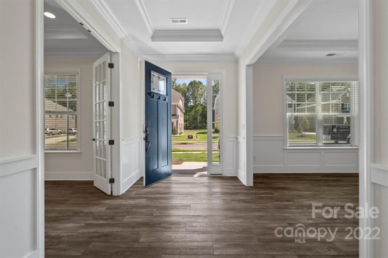 Property image 2 at 808 Brown Creek Drive, Matthews, NC 28104