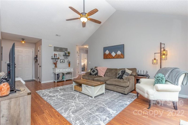 Property image 4 at 1600 Blackfoot Lane, Matthews, NC 28104