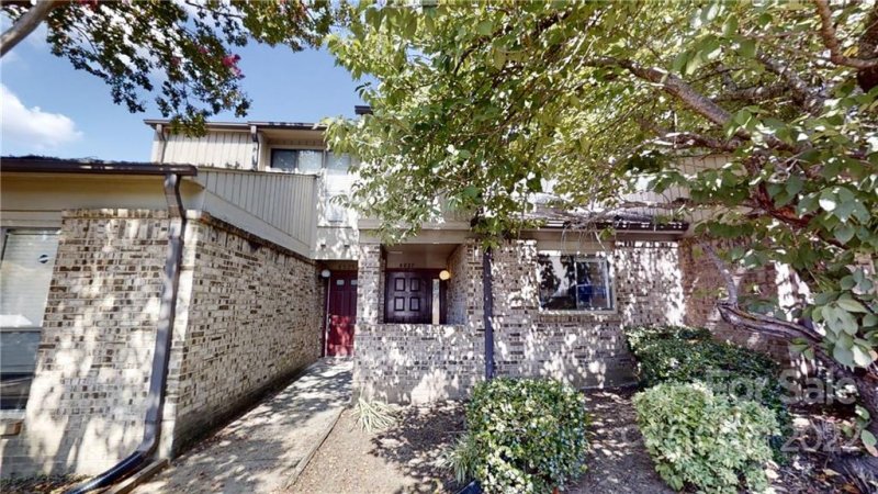 8027 Charter Oak Lane