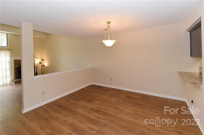 Property image 2 at 8027 Charter Oak Lane, Charlotte, NC 28226